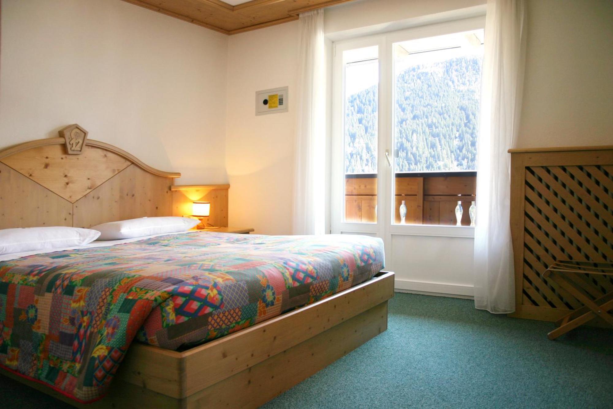 Hotel Cima Dodici Vigo di Fassa Zewnętrze zdjęcie